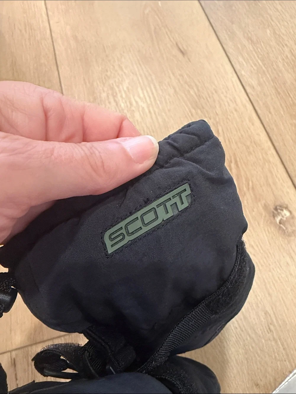Scott Kids Black Winter Mittens